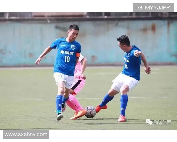 沧州信友欢聚对决唐山球队展现激情与实力的精彩比赛 沧州信友欢聚对决唐山球队展现激情与实力的精彩比赛