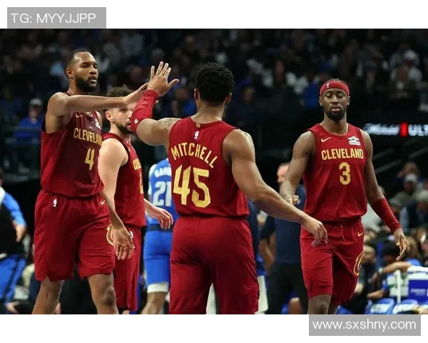 骑士全队出战,轻取篮网,展现强大实力 骑士全队出战,轻取篮网,展现强大实力