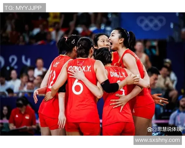 女排中国队迎战意大利队争夺四强席位全力以赴展现巅峰实力 女排中国队迎战意大利队争夺四强席位全力以赴展现巅峰实力