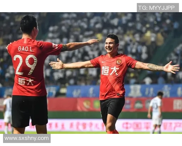 恒大与富力激战正酣精彩瞬间回顾与战术分析 恒大与富力激战正酣精彩瞬间回顾与战术分析