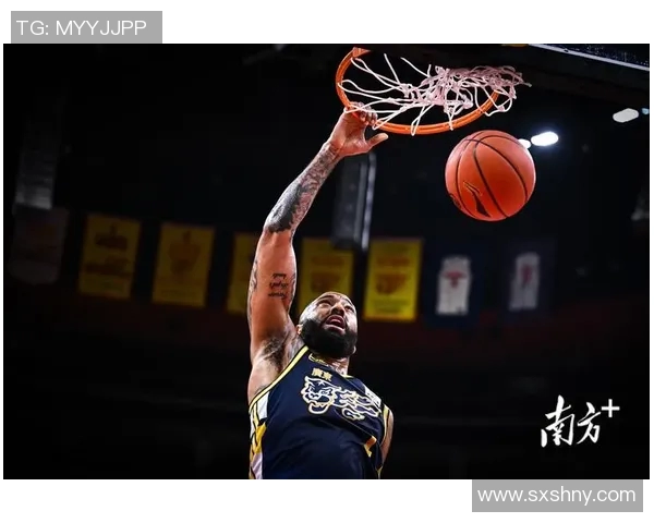 广东队与北控队精彩对决回顾分析赛场亮点与球员表现全景呈现 广东队与北控队精彩对决回顾分析赛场亮点与球员表现全景呈现